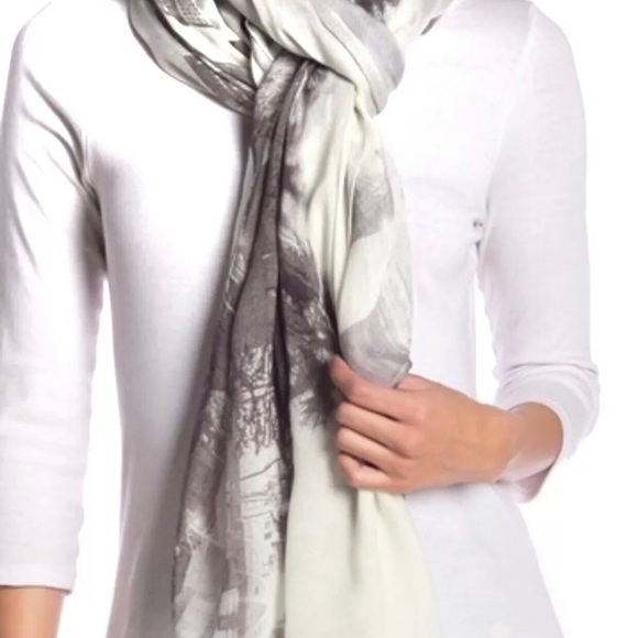 Michael Stars Las Angeles Skyline Scarf Wrap NWT - Picture 3 of 8